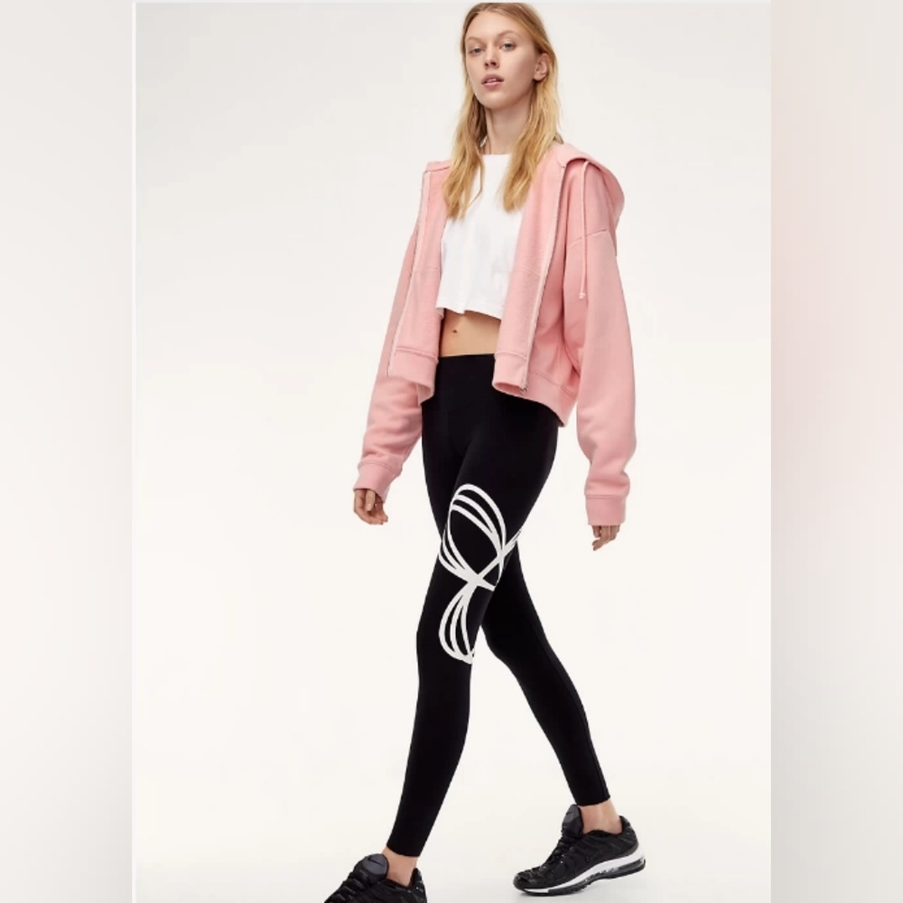 two pair logo legging